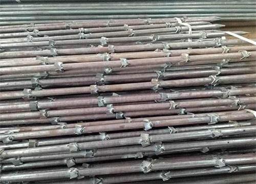 永靖隧道钢花管